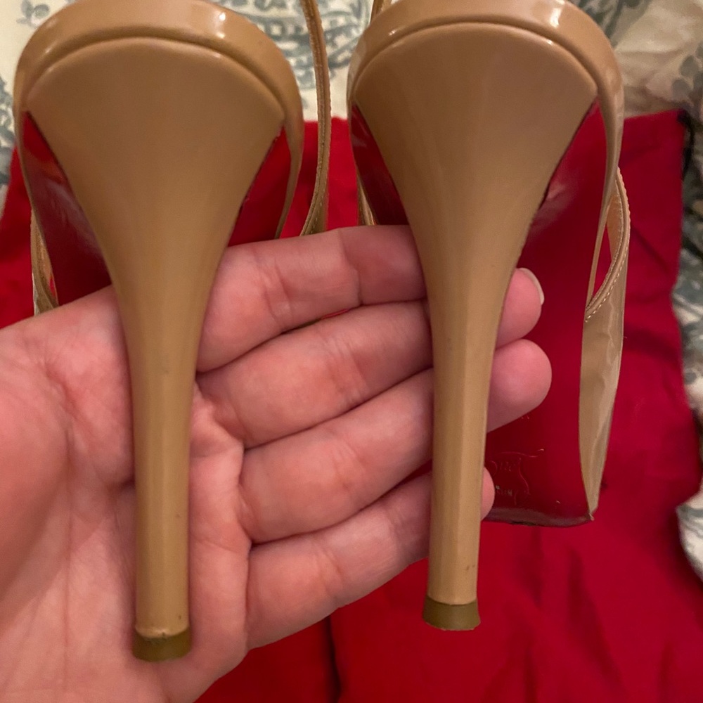 Christian Louboutin slingback nude pumps - Picture 7 of 8
